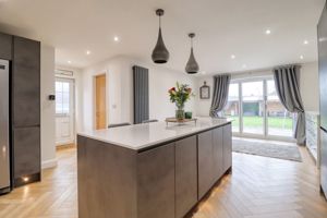 Kitchen/Diner- click for photo gallery